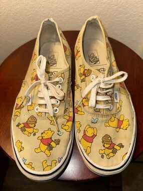 Vans Authentic x Disney Winnie the Pooh shoes US Men's size 9